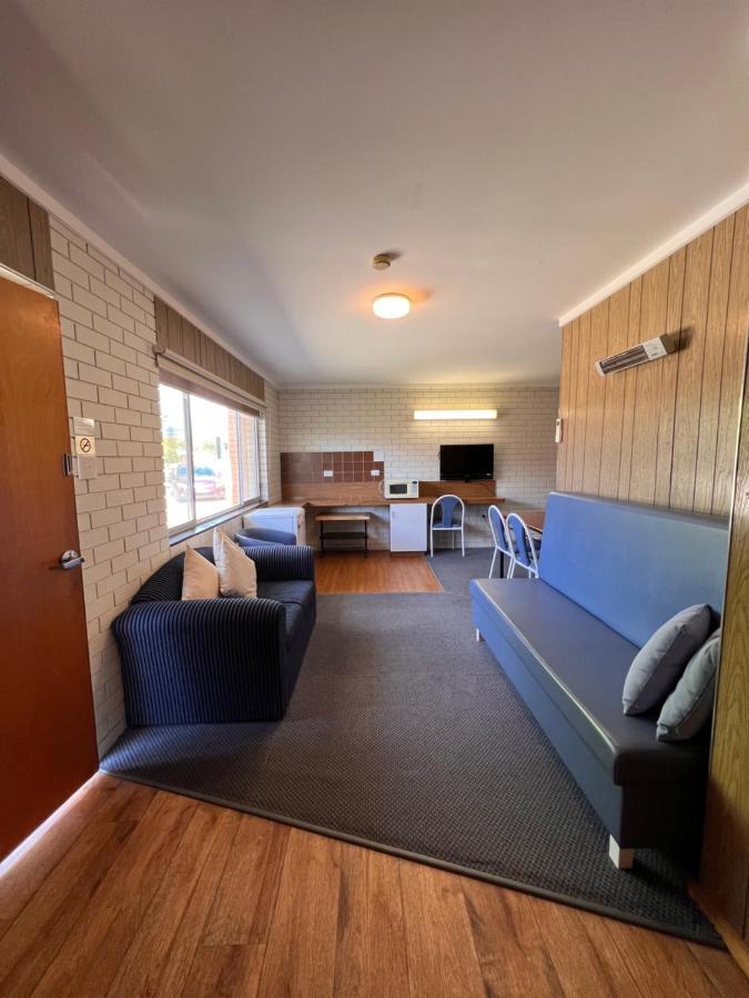 Sturt Motel バルラナルド エクステリア 写真