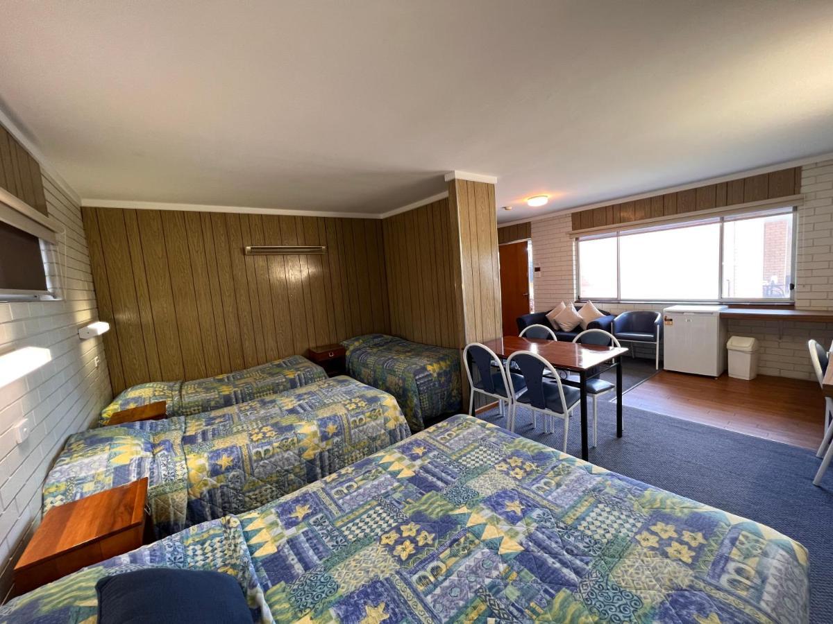 Sturt Motel バルラナルド エクステリア 写真